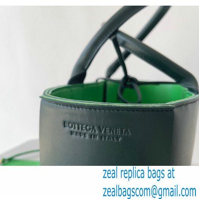 Bottega Veneta small intreccio leather arco tote bag 08