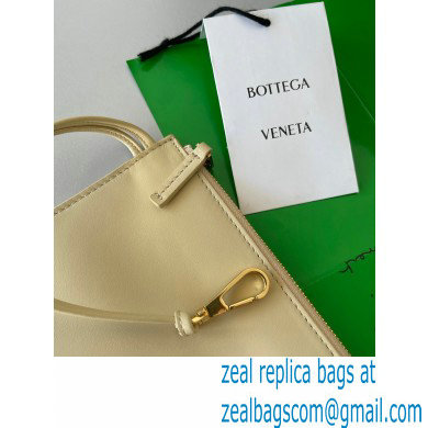 Bottega Veneta small intreccio leather arco tote bag 11