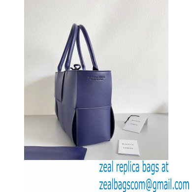 Bottega Veneta small intreccio leather arco tote bag 13