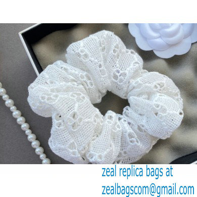Gucci GG White Lace Scrunchie 2022
