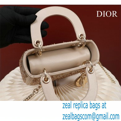 Lady Dior mini Bag in Platinum Metallic Cannage Lambskin with Beaded Embroidery 2022 - Click Image to Close