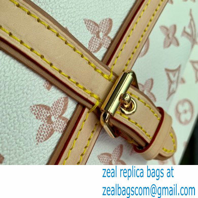 Louis Vuitton Monogram Canvas Neverfull MM Tote Bag with an outside pocket M20921 Beige