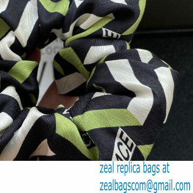 Versace Print Scrunchie 01 2022