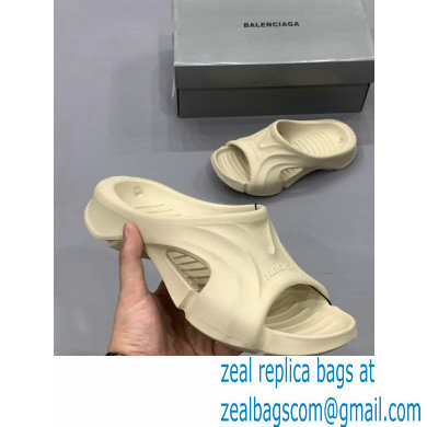 balenciaga Mold rubber slide in creamy - Click Image to Close