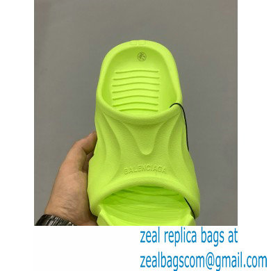 balenciaga Mold rubber slide in neon yellow - Click Image to Close