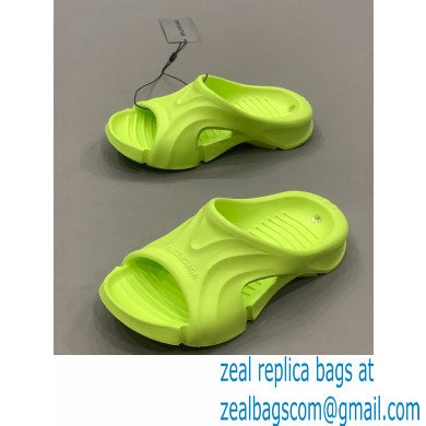 balenciaga Mold rubber slide in neon yellow - Click Image to Close