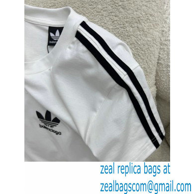 Balenciaga / Adidas T-shirt Oversized in white 2023