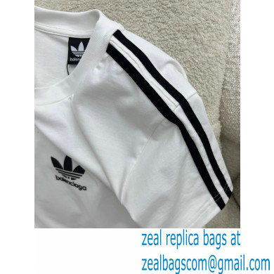 Balenciaga / Adidas T-shirt Oversized in white 2023 - Click Image to Close