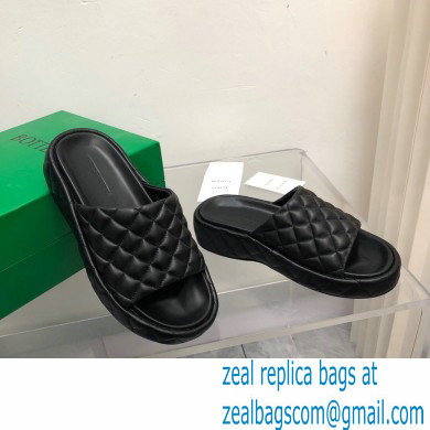 Bottega Veneta Padded Quilted leather flat Sandals Black 2023