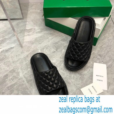 Bottega Veneta Padded Quilted leather flat Sandals Black 2023