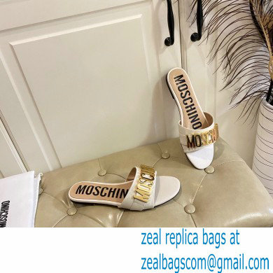 Moschino Metal Logo flat sandals White 2023