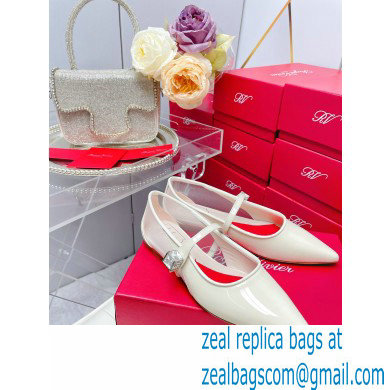 Roger Vivier Babies Ballerinas in Patent Leather off white 2023