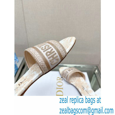 dior White and Gold-Tone Cotton Embroidered with Dior Jardin d'Hiver Motif in Gold-Tone Metallic Thread Dway Slide 2023