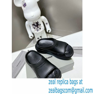 Balenciaga Pool Crocs Slide Sandals in rubber Black 2023