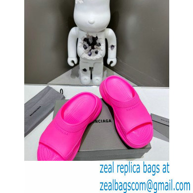 Balenciaga Pool Crocs Slide Sandals in rubber Fuchsia 2023 - Click Image to Close