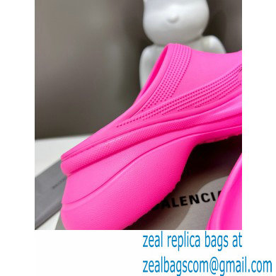 Balenciaga Pool Crocs Slide Sandals in rubber Fuchsia 2023 - Click Image to Close