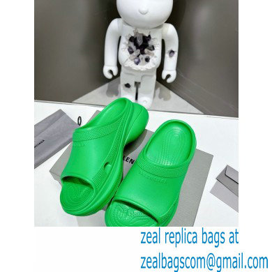 Balenciaga Pool Crocs Slide Sandals in rubber Green 2023