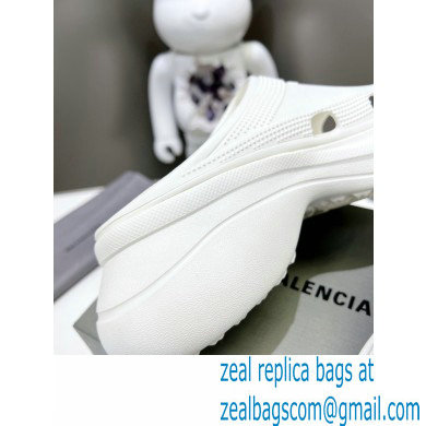 Balenciaga Pool Crocs Slide Sandals in rubber White 2023