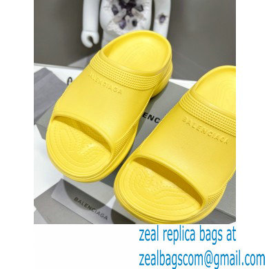 Balenciaga Pool Crocs Slide Sandals in rubber Yellow 2023 - Click Image to Close