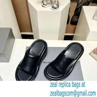 Balenciaga Rise wedge sandals Black 2023