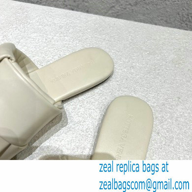 Bottega Veneta Padded Intreccio leather Patch Flat Mules White 2023