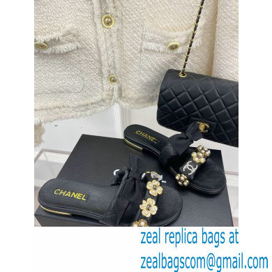Chanel Pearl and Bow Lambskin Mules G40132 Black 2023