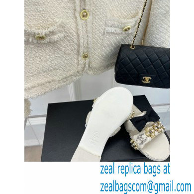 Chanel Pearl and Bow Lambskin Mules G40132 White 2023
