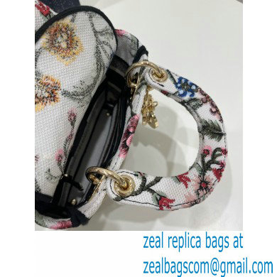 Dior Mini Lady D-Lite Bag in white Multicolor Dior Petites Fleurs Embroidery 2023