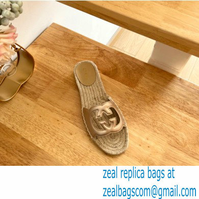 Gucci Interlocking G cut out Women/Men espadrilles slide sandals Metallic Gold 2023