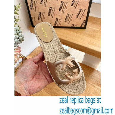 Gucci Interlocking G cut out Women/Men espadrilles slide sandals Metallic Gold 2023