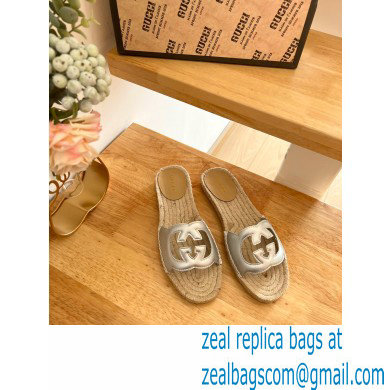 Gucci Interlocking G cut out Women/Men espadrilles slide sandals Metallic Silver 2023