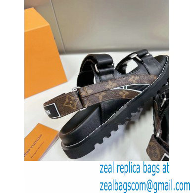 Louis Vuitton Lambskin and patent Monogram canvas Paseo Flat Comfort Sandal 2023 - Click Image to Close