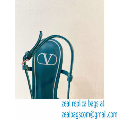 Valentino Crystal VLogo Signature Sequin slingback pumps 03 2023