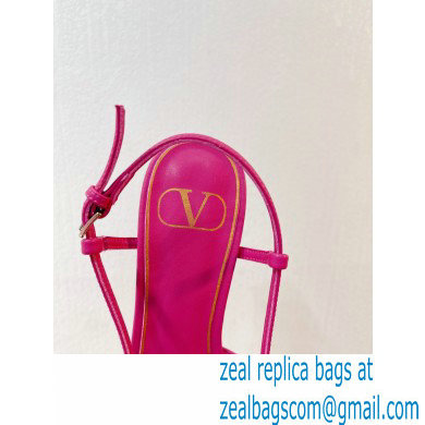 Valentino Crystal VLogo Signature Sequin slingback pumps 13 2023