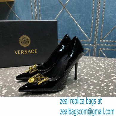 Versace Heel 9.5cm Brooch Baguette Pumps Patent Black 2023