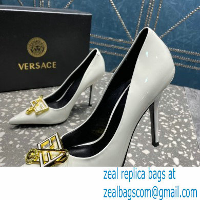 Versace Heel 9.5cm Brooch Baguette Pumps Patent White 2023