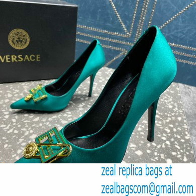 Versace Heel 9.5cm Brooch Baguette Pumps Satin Green 2023 - Click Image to Close