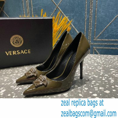 Versace Heel 9.5cm La Medusa Pumps Patent Olive Green 2023 - Click Image to Close