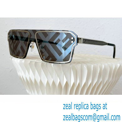 Fendi Sunglasses FE40028U 07 2023