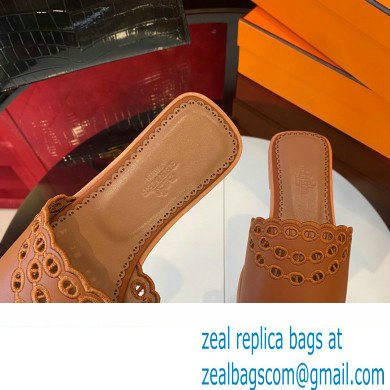 Hermes Gaelle sandal in calfskin tan 2023