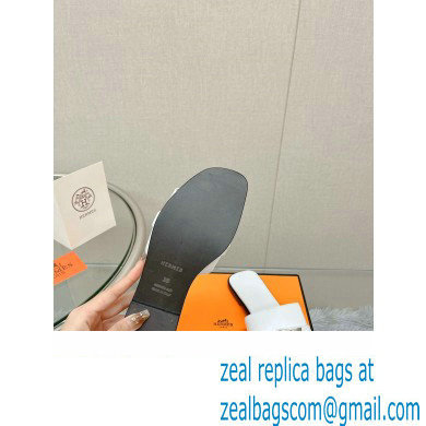 Hermes Giulia FLAT sandal in calfskin white 2023 - Click Image to Close