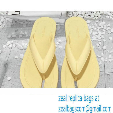 Maison Margiela Tabi Flip-Flops Rubber Thong Sandals Yellow 2023 - Click Image to Close