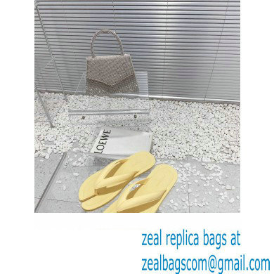 Maison Margiela Tabi Flip-Flops Rubber Thong Sandals Yellow 2023