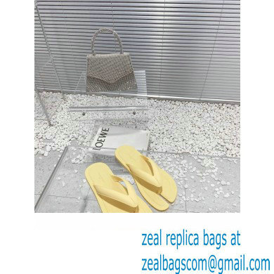 Maison Margiela Tabi Flip-Flops Rubber Thong Sandals Yellow 2023 - Click Image to Close