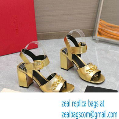 Valentino Heel 8cm VLogo Chain sandals in calfskin leather Gold 2023 - Click Image to Close