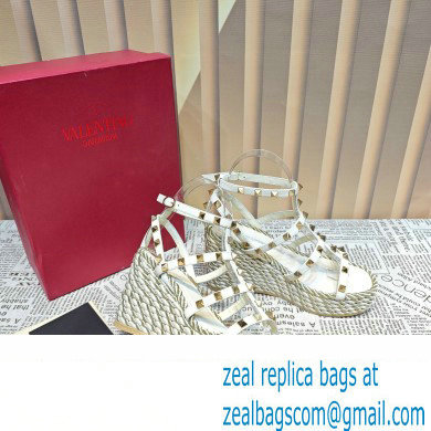 Valentino Heel 9.5cm Platform 3.5cm Rockstud ankle strap wedge sandals in calfskin White 2023 - Click Image to Close