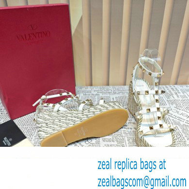 Valentino Heel 9.5cm Platform 3.5cm Rockstud ankle strap wedge sandals in calfskin White 2023 - Click Image to Close