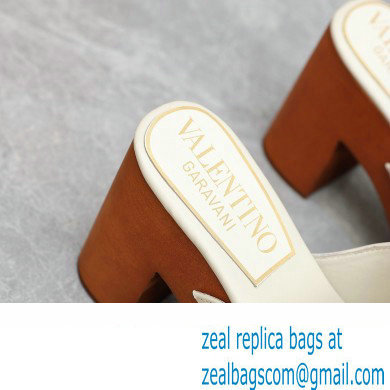 Valentino Heel 9.5cm Platform 3cm VLogo Chain CLOG in calfskin White 2023 - Click Image to Close