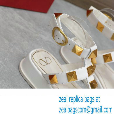 Valentino Roman Stud Platform 4cm ANKLE STRAP sandals White 2023 - Click Image to Close