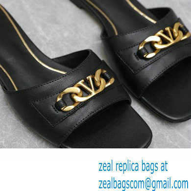 Valentino VLogo Chain Slides in calfskin leather 01 2023 - Click Image to Close